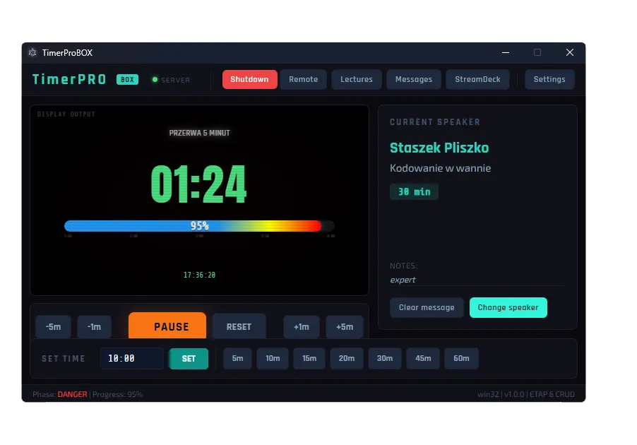 Consola del operador TimerProBOX con cuenta atrás, ponente y controles